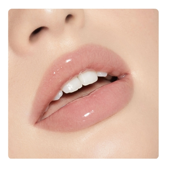 KYLIE COSMETICS HIGH GLOSS: CRYSTAL - Picture 8 of 8